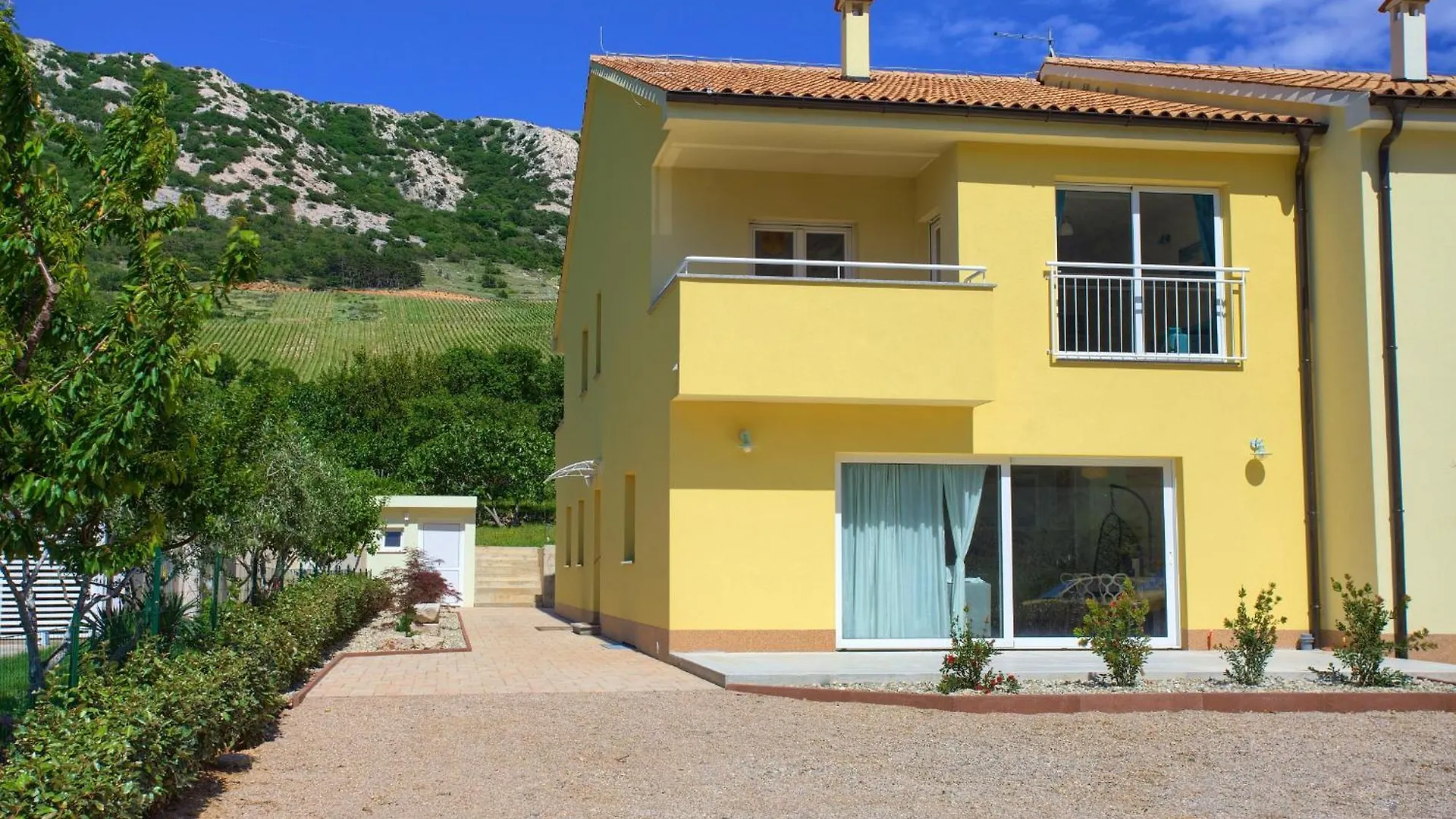 Apartments Sara & Kiki Baska   Baska (Krk)